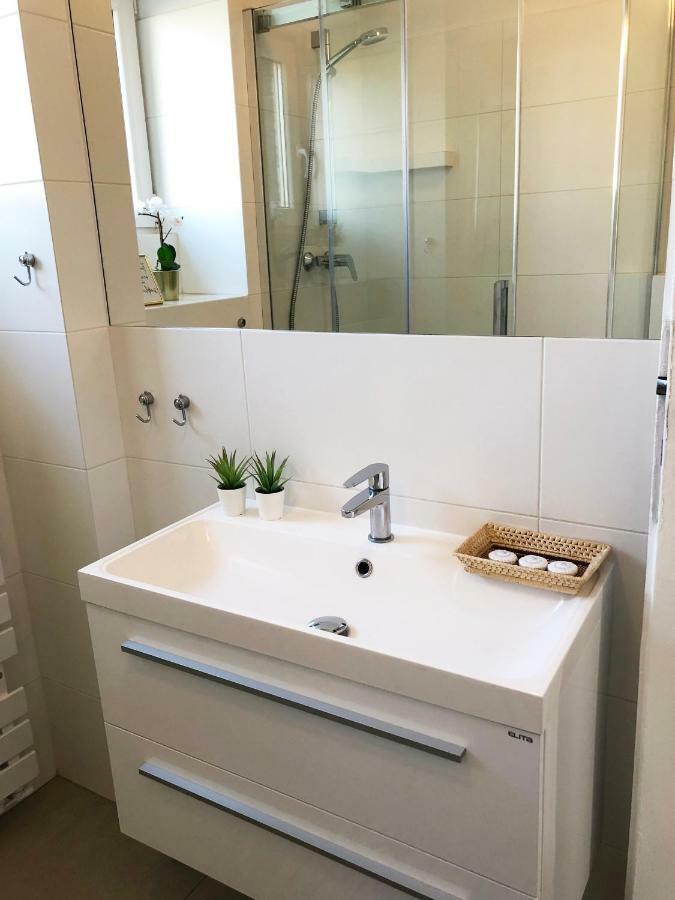 Aleja Niepodleglosci 245- 2Br By Homeprime Varsó Kültér fotó